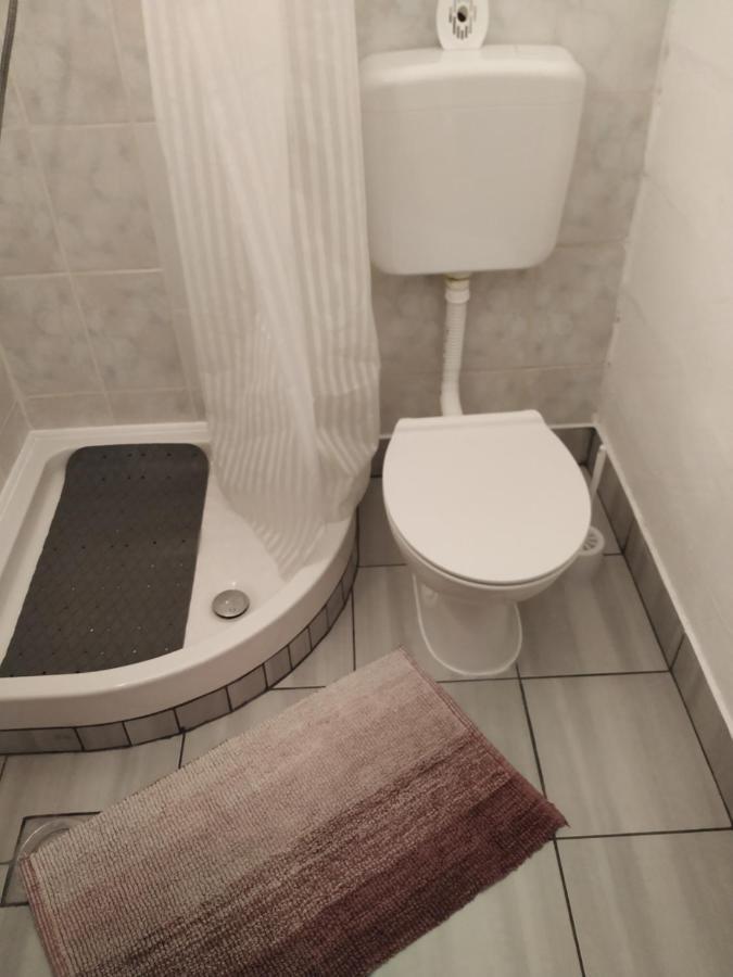 Apartmani Zlatko PUY Eksteriør bilde
