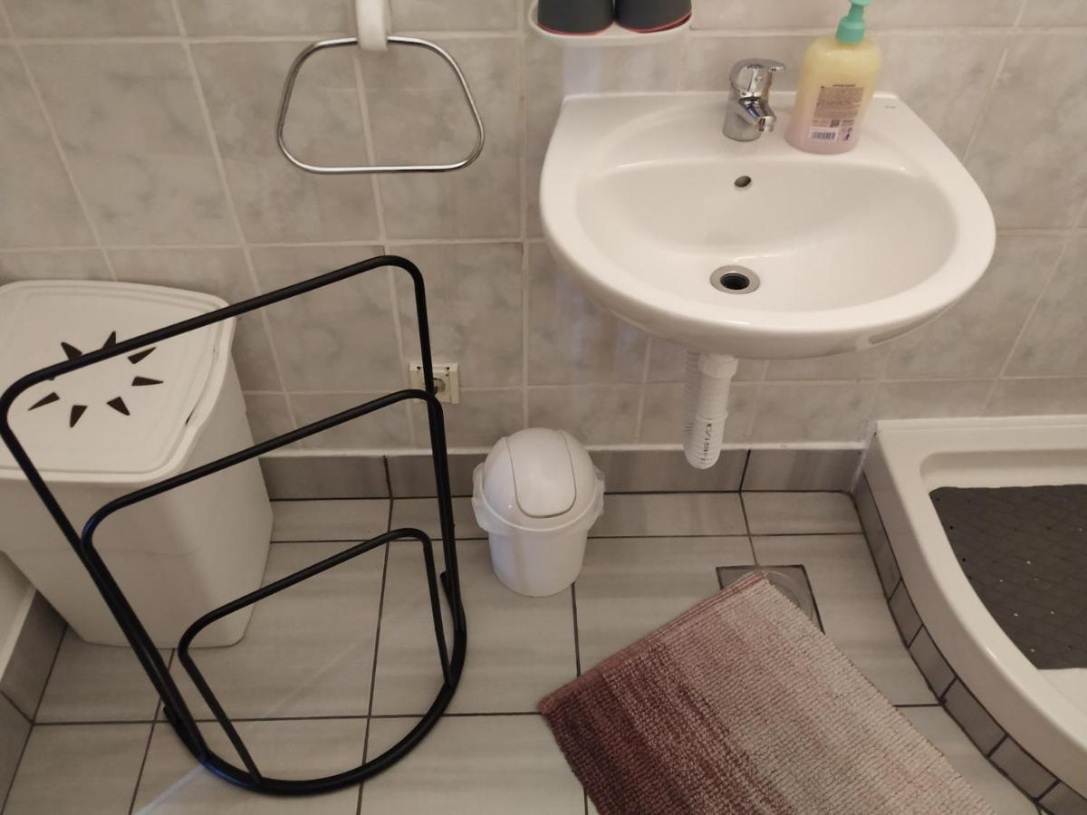 Apartmani Zlatko PUY Eksteriør bilde
