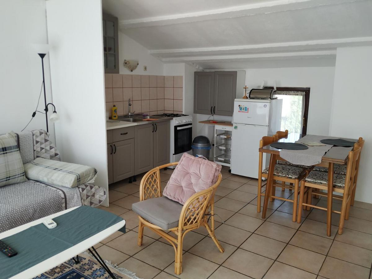 Apartmani Zlatko PUY Eksteriør bilde