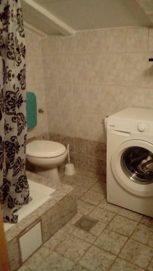 Apartmani Zlatko PUY Eksteriør bilde