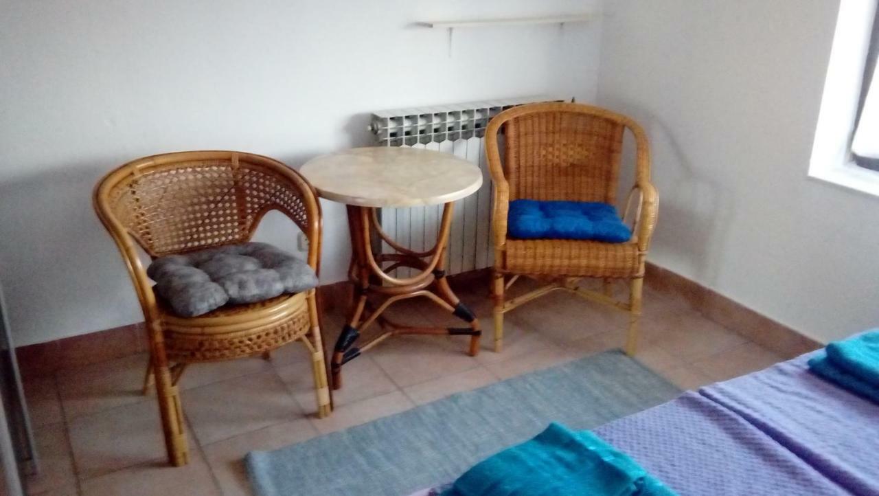 Apartmani Zlatko PUY Eksteriør bilde